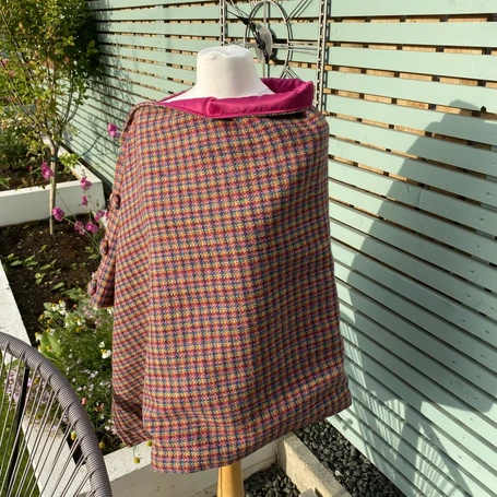 Classic Harris Tweed Cape for Effortless Style - Handmade Wool Poncho