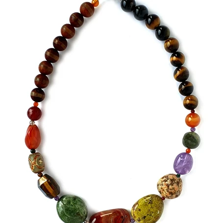 Rock necklace, Russet