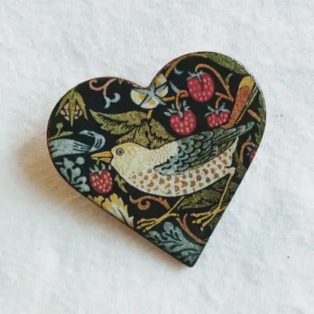Ceramic Heart Brooch Heritage Range