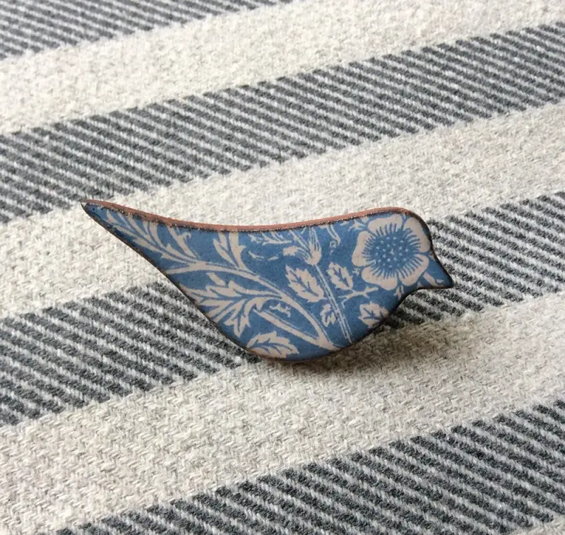 Ceramic Bird Brooch Featuring Heritage Design